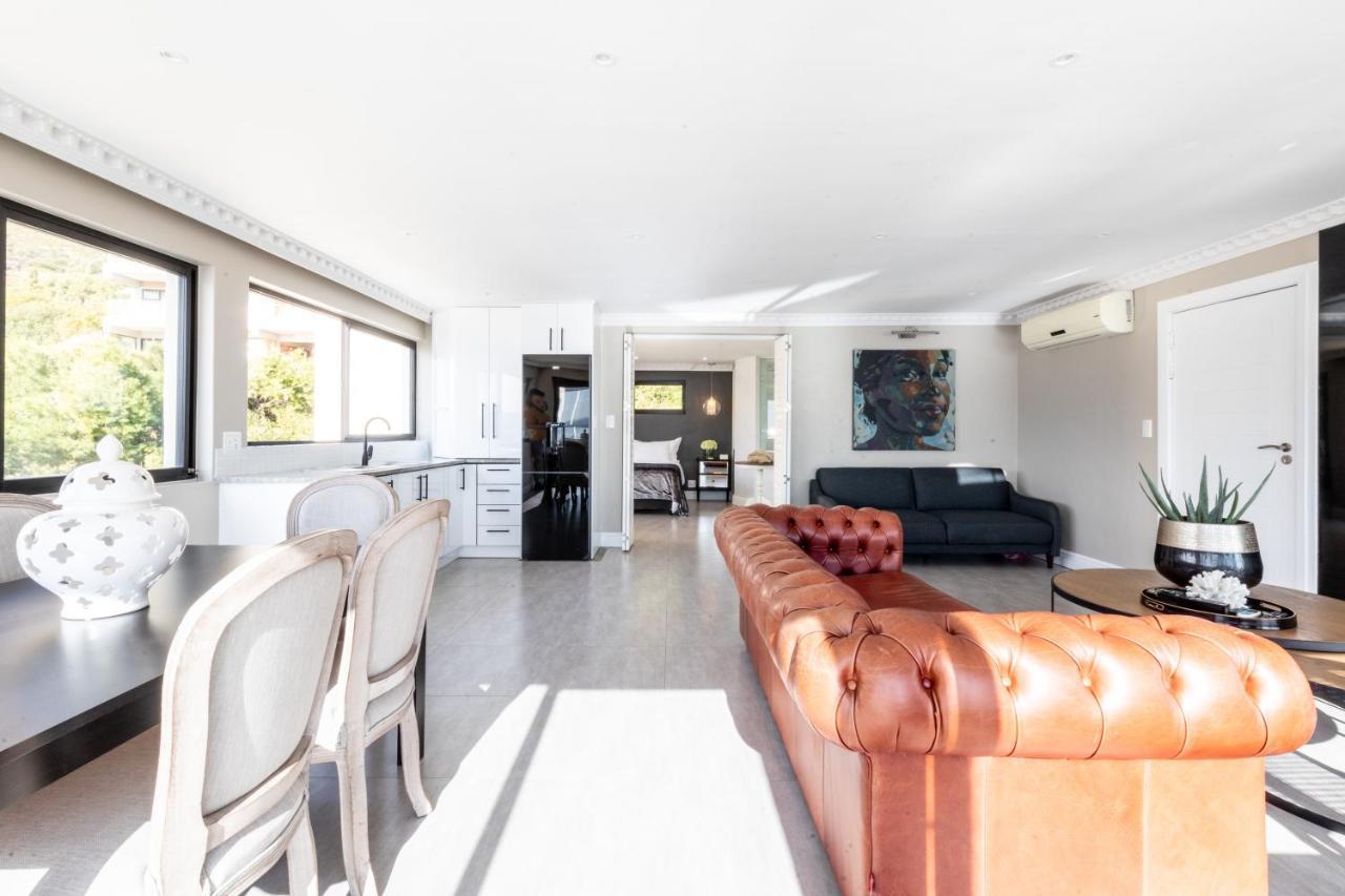 Oceana Palms Luxury Guest House Gordons Bay Exterior photo